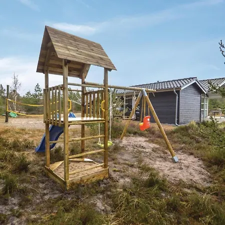 Holiday home Beautiful In Romo With Wifi Romo Kirkeby