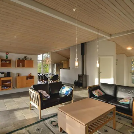 Beautiful Home In Romo With Wifi *